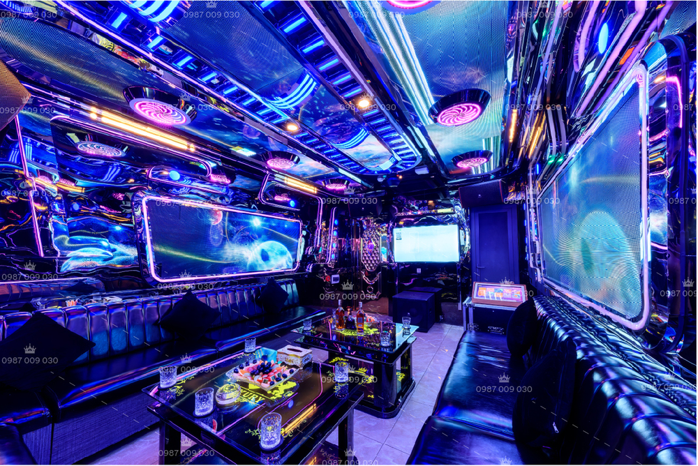 Midnight Royale
